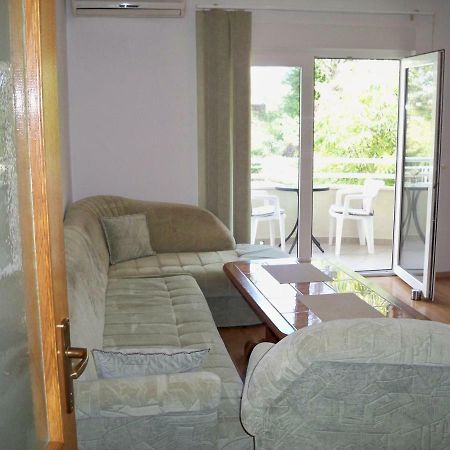 Apartmani Perkovic Baška Voda Buitenkant foto