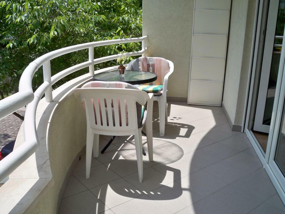 Apartmani Perkovic Baška Voda Buitenkant foto