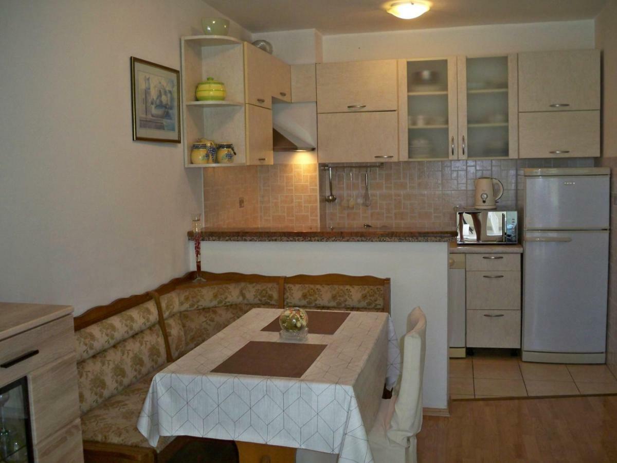 Apartmani Perkovic Baška Voda Buitenkant foto