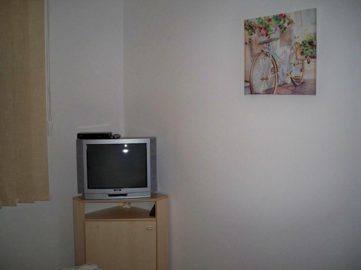 Apartmani Perkovic Baška Voda Buitenkant foto