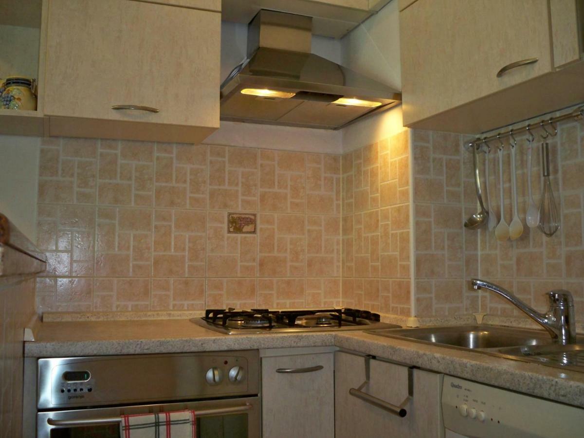 Apartmani Perkovic Baška Voda Buitenkant foto